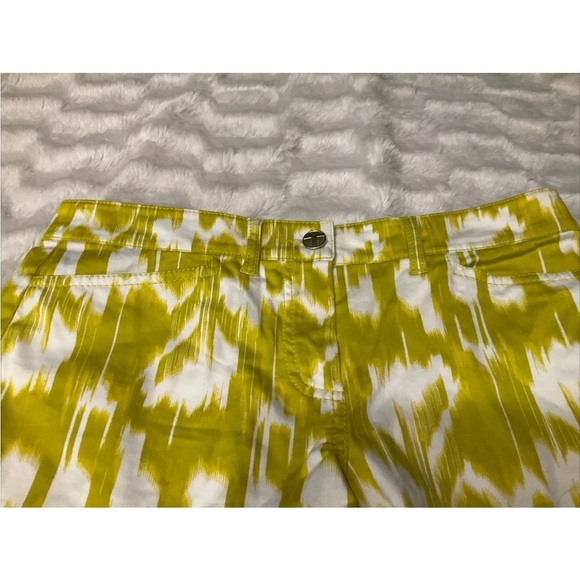 TRINA TURK Margarita Myrta Ikat Shorts Vacation Beach Cruise Sz 2 - Picture 4 of 8